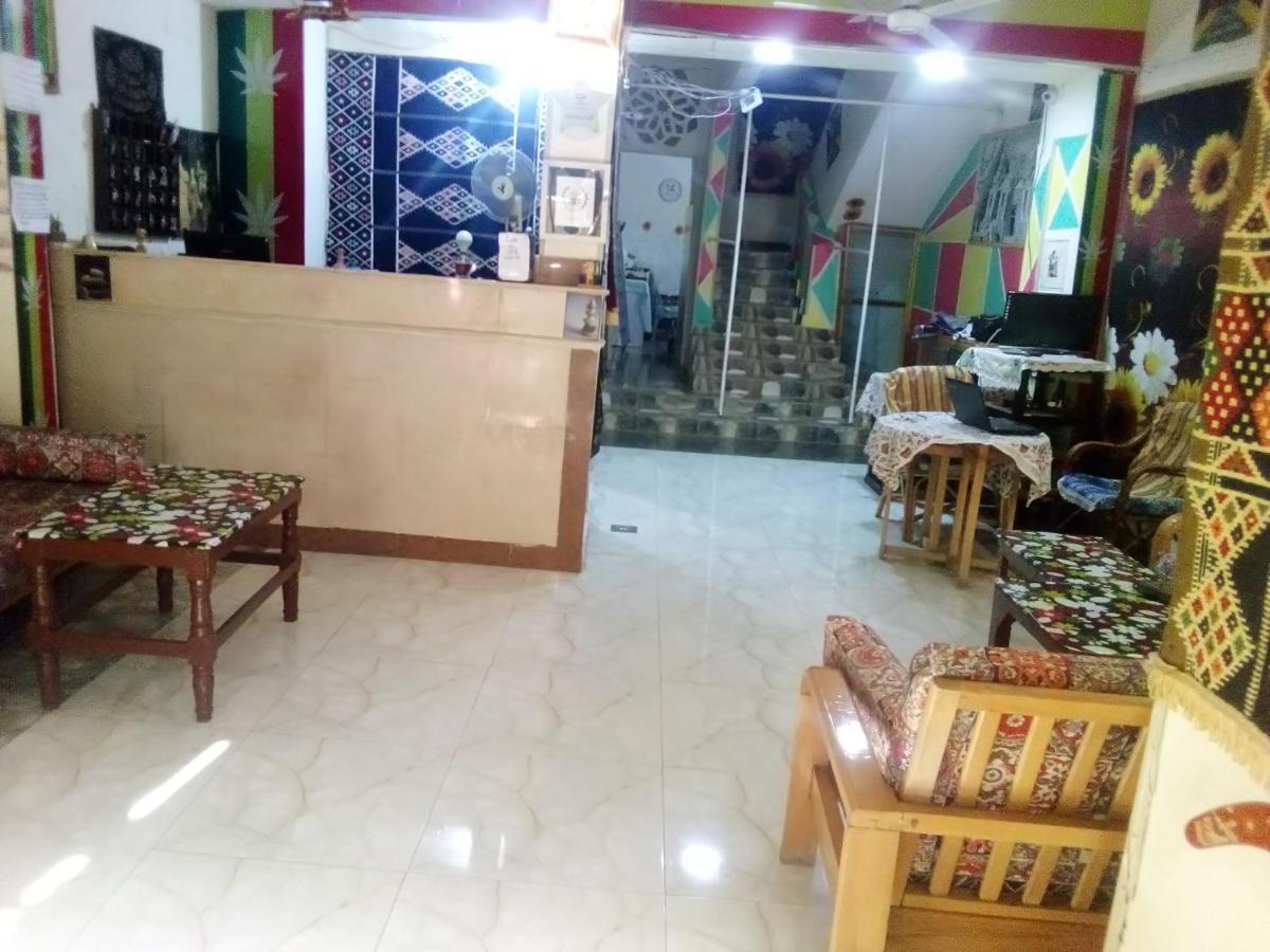 Bob Marley Hotel ルクソール エクステリア 写真